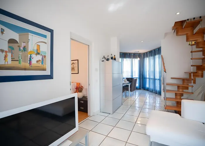 Apartament Attico La Vela Vista Mare