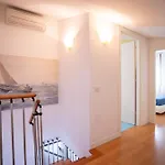 Апартаменты Attico La Vela Vista Mare