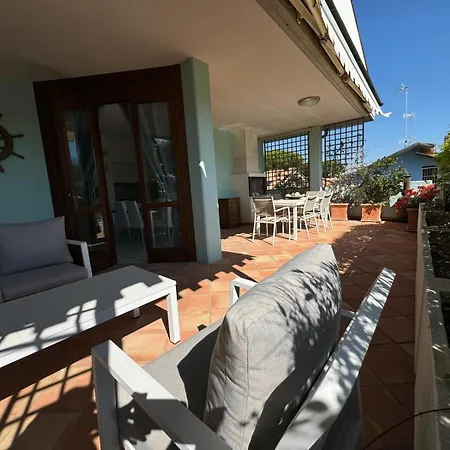 Attico La Vela Vista Mare Апартаменты Червия