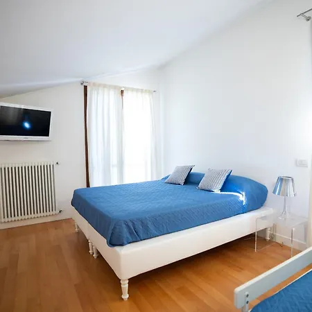 Attico La Vela Vista Mare