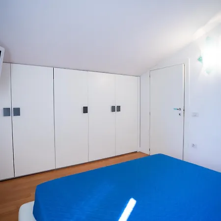 Appartamento Attico La Vela Vista Mare