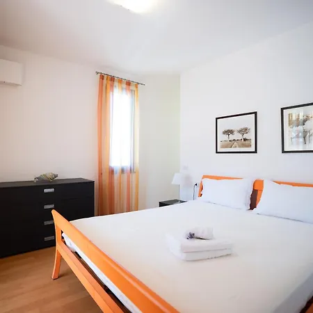 Attico La Vela Vista Mare *