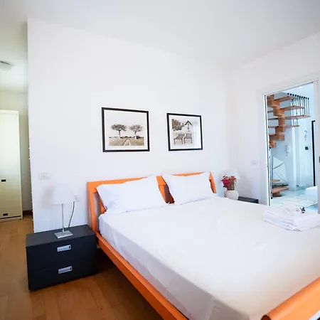 Attico La Vela Vista Mare Apartment *
