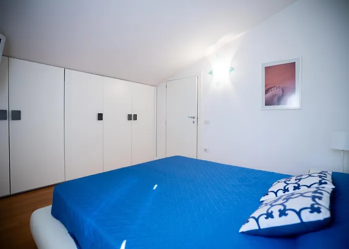 Attico La Vela Vista Mare * 체르비아